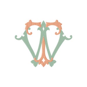 Può includere: Monogramma ricamato con le lettere "W" e "A" in un design decorativo e intrecciato. Le lettere sono in un verde tenue e smorzato con accenti color pesca, su sfondo bianco. Il design ha un'estetica vintage ed elegante.