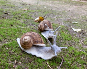 Needle felted snail - Real size snail - Season table snails