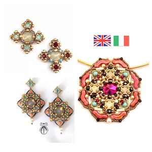 Può includere: Un set di quattro orecchini con perline e una collana con ciondolo. Gli orecchini hanno la forma di una croce e di un quadrato, e il ciondolo è un design rotondo di mandala. Tutti i gioielli sono realizzati con perline dorate, perle e cristalli colorati.