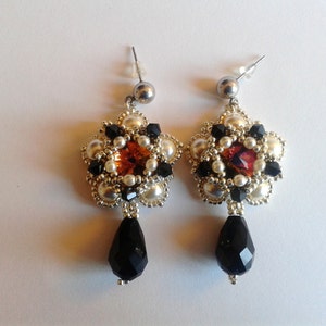 Tutorial  for making a pair of beaded earrings in Italian