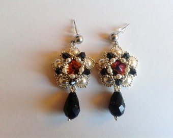 Tutorial  for making a pair of beaded earrings in Italian