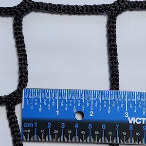 Slow Feed Hay Net Topper: 100-150 Gallon Tank, Woven Polypropylene 2-1/2" Mesh