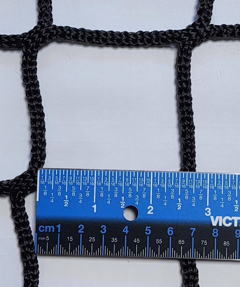 Slow Feed Hay Net Topper: 100-150 Gallon Tank, Woven Polypropylene 2-1/2" Mesh