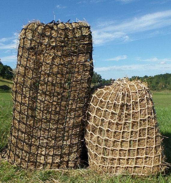 2-14 Mesh Hang up or Toss out in your field Heavy Duty hay net