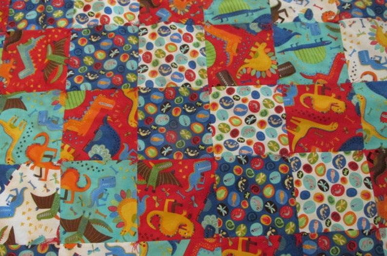 Dinosaurs Crib Toddler Baby Quilt 40 x 50 FREE SHIPPING