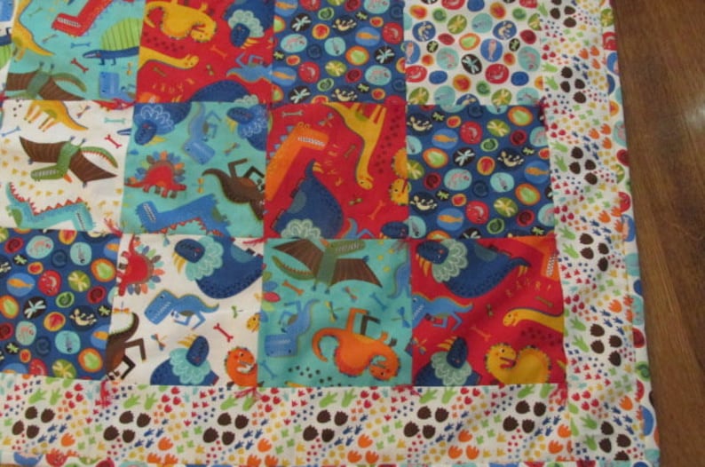 Dinosaurs Crib Toddler Baby Quilt 40 x 50 FREE SHIPPING