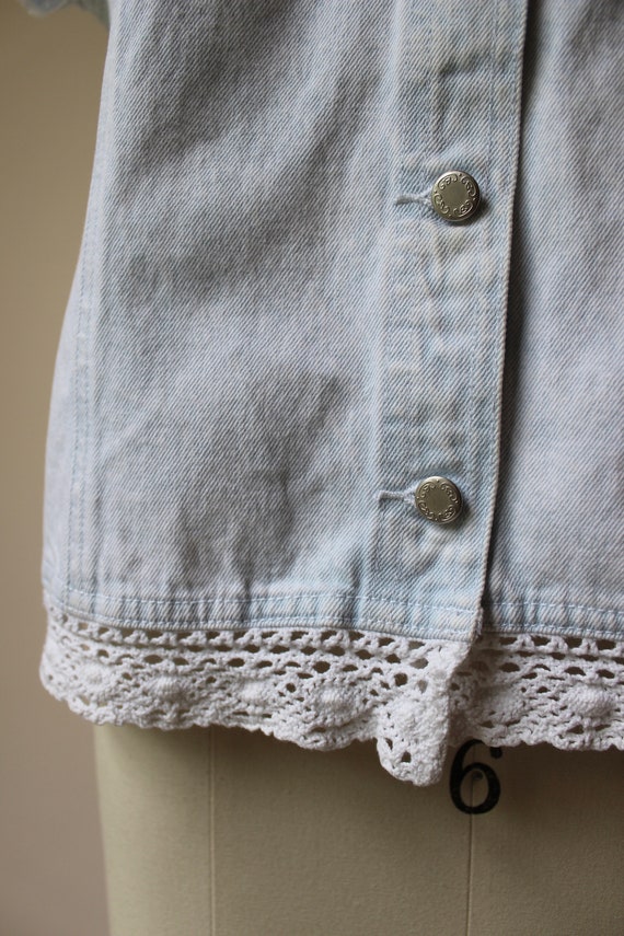 Vintage 80s Bleached Denim Lace Trimmed Prairie J… - image 7