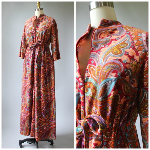 velour caftan