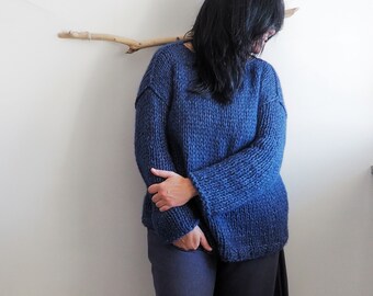 Navy blue Alpaca Chunky sweater, long sweater for woman, oversize loose sweater, it is a Piera Romeo Design