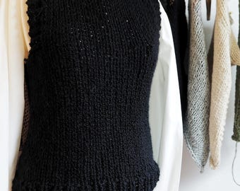 BLACK VEST in pure alpaca, no acrylic