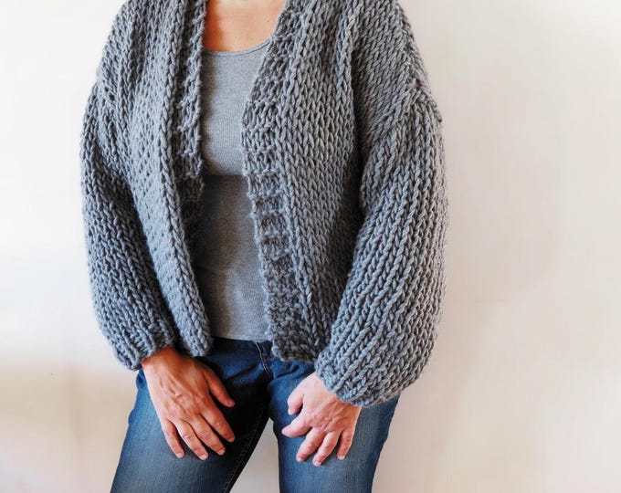 Grey chunky cardigan, wool chunky oversized cardigan, Hand knit oversize cardigan, woman sweater chunky slouchy cardigan