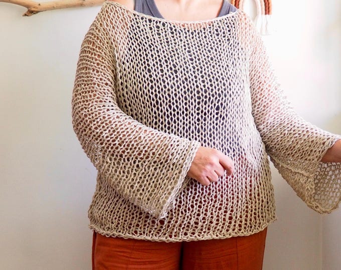 Maglione in lino TAGLIE FORTI color beige sabbia, tutte le taglie, lunghezza lunga, maniche lunghe a kimono di PieraRomeoDesign