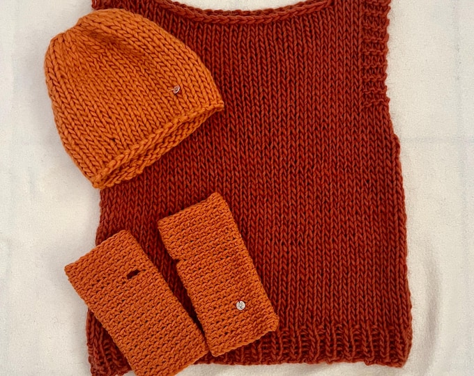 Wool chunky sleeveless sweater in Ruggine Orange
