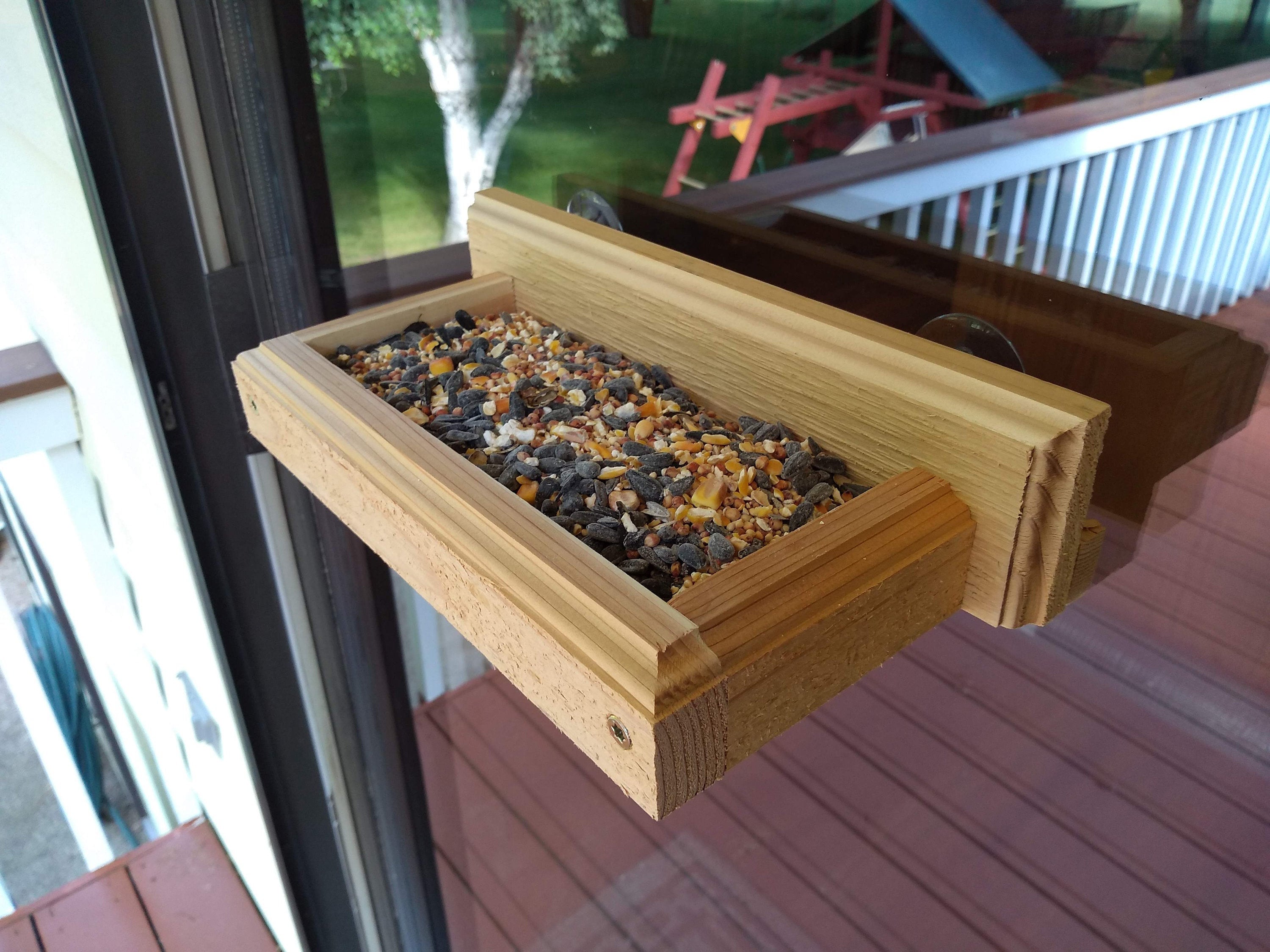 Suction cup bird feeder deals
