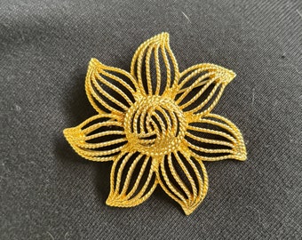 Vintage Monet Flower Brooch Large Textured Twisted Gold 1970s Signed