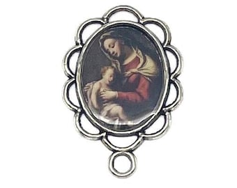 Centro de mesa del Rosario hecho a mano por la Virgen y el Niño
