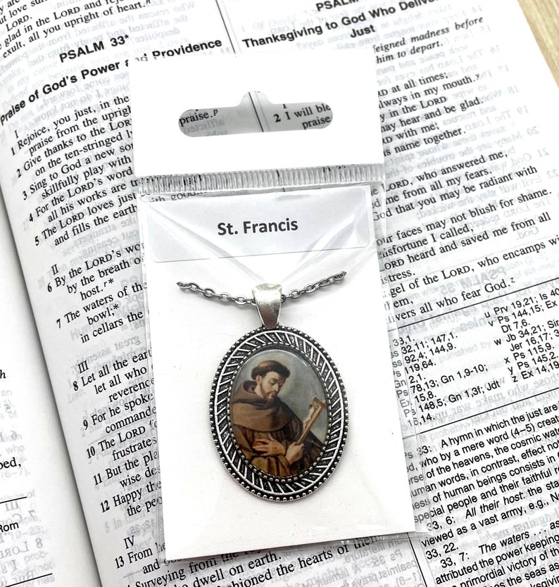 Saint Francis of Assisi Pendant Necklace in Silver - Etsy