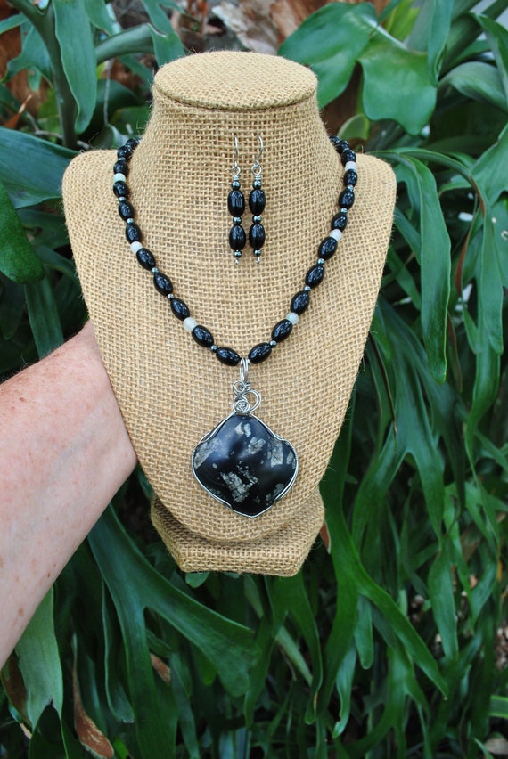 Chinese Writing Stone Necklace Earring Set: Wire Wrapped Gemstone Jewelry