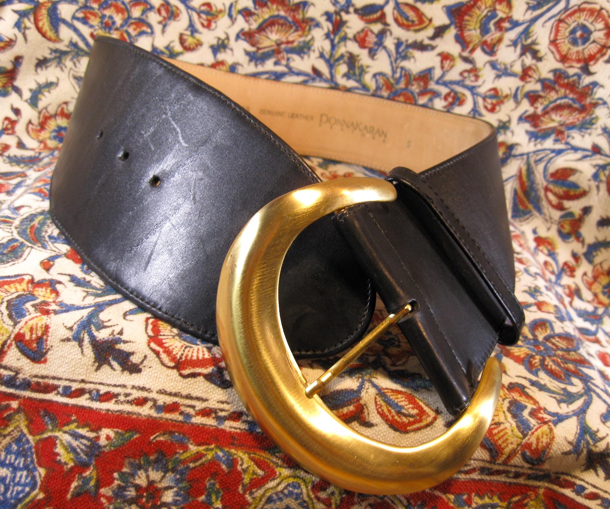 Excellent Donna Karan Tapered Blk Leather Gold Tone  display picture 3