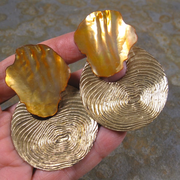 Sterling Stephen Dweck Huge Brutalist Moderne Huge 90's 1980s Shell Enormous Heavy Gilt Clip on Earrings