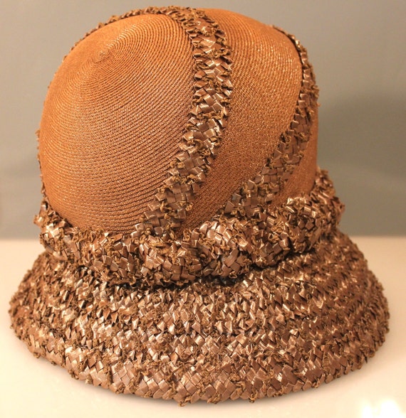 Perfect Flapper Cloche Antique Straw Hat 1920's E… - image 1