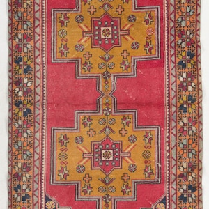 Vintage Turkish Rug, 4'7