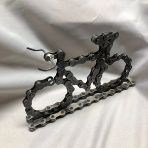 UpCYCLEd Bike Chain 3D Bike Skulptur Bild 10