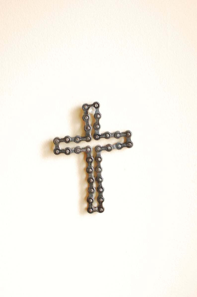 UpCYCLEd bike chain: Cross Sculpture Desk/wall art image 4