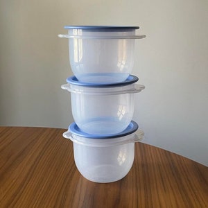 Dealezy Tupperware  Laundry one touch canister 2L with scoops