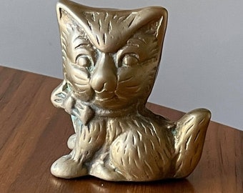 Brass Cat, Vintage Brass Decor, Vintage Brass, Miniature Brass Cat, Cat Knick Knack, Cat Decor, Kitchen Cat, Brass Kitten, Vintage Kitten