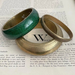 Vintage Brass Bangle Set, Brass Bangle Set, Floral Bangles, Carved Bangles, Set of Three, Boho Bangles, Bangles, Vintage Bracelet