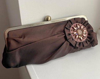 Vintage Brown Satin Clutch, Brown Purse, Vintage Purse, Brown Purse, Funky, Eclectic, Vintage Fashion, Mother of the BridePurse