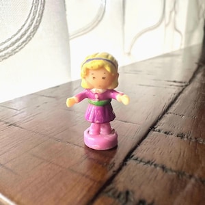1996 Polly&#39;s Boutique, Magical Movin&#39; Pollyville Replacement Piece: Magnetic Polly, Bluebird, England