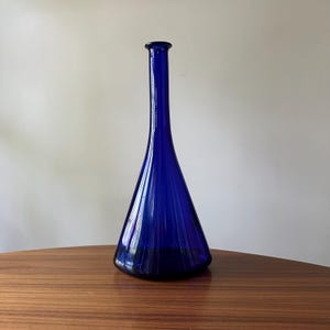 Large Cobalt Blue Bottle, Blue Decor, Cobalt Blue Vase, Vintage Bottle Vase, Table Centerpiece/Cobalt Home Decor, Cobalt Wedding