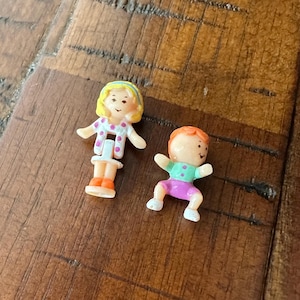 1994 Polly Pocket Polly’s Nursery School Replacement Figures: Sold Separatrly, 1994 Bluebird, England, Polly Pocket Compact