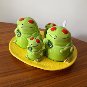 RARE Frog Kitchen Set, Frogs, Salt and Pepper Shakers, Sugar and Salt, Green Frogs, Frog Kitchen Decor, Made in Japan