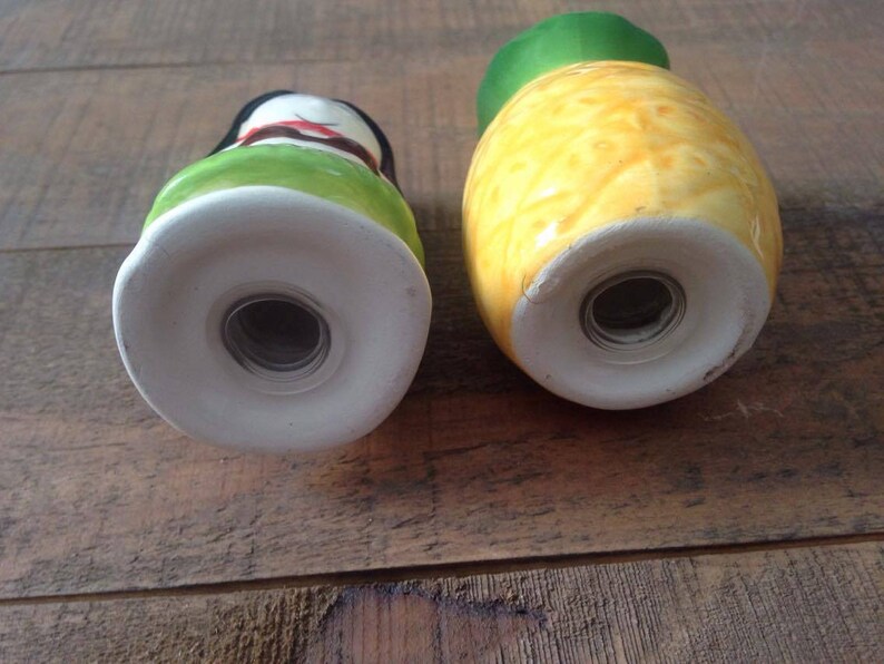 Hula Girl and Pineapple Salt and Pepper Shakers Aloha Tropical Salt and Pepper Shakers Fruit Salt and Pepper Shakers Hawaii