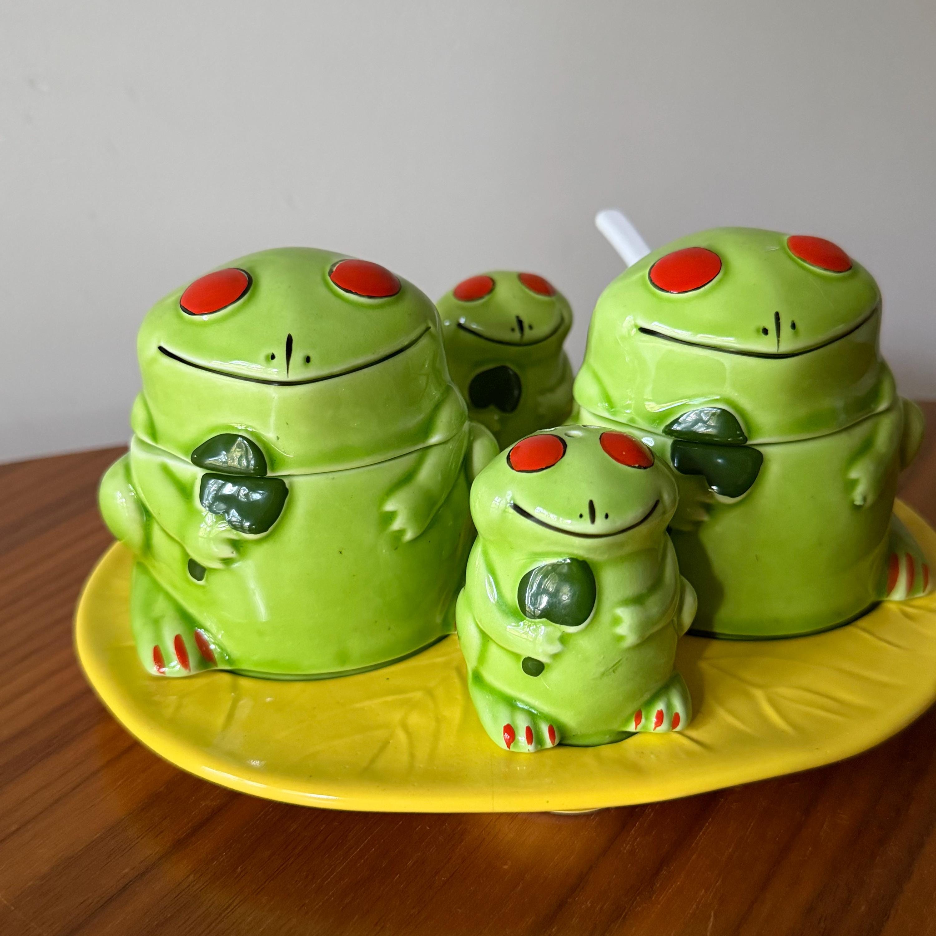 RARE Frog Kitchen Set, Frogs, Salt and Pepper Shakers, Sugar and
