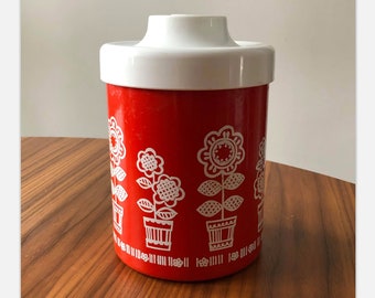 Floral Kitchen Canister, Red and White, Metal Canister, Vintage Kitchen, Retro Kitchen, 1970s Kitchen, Flour, Sugar, Coffee Canister