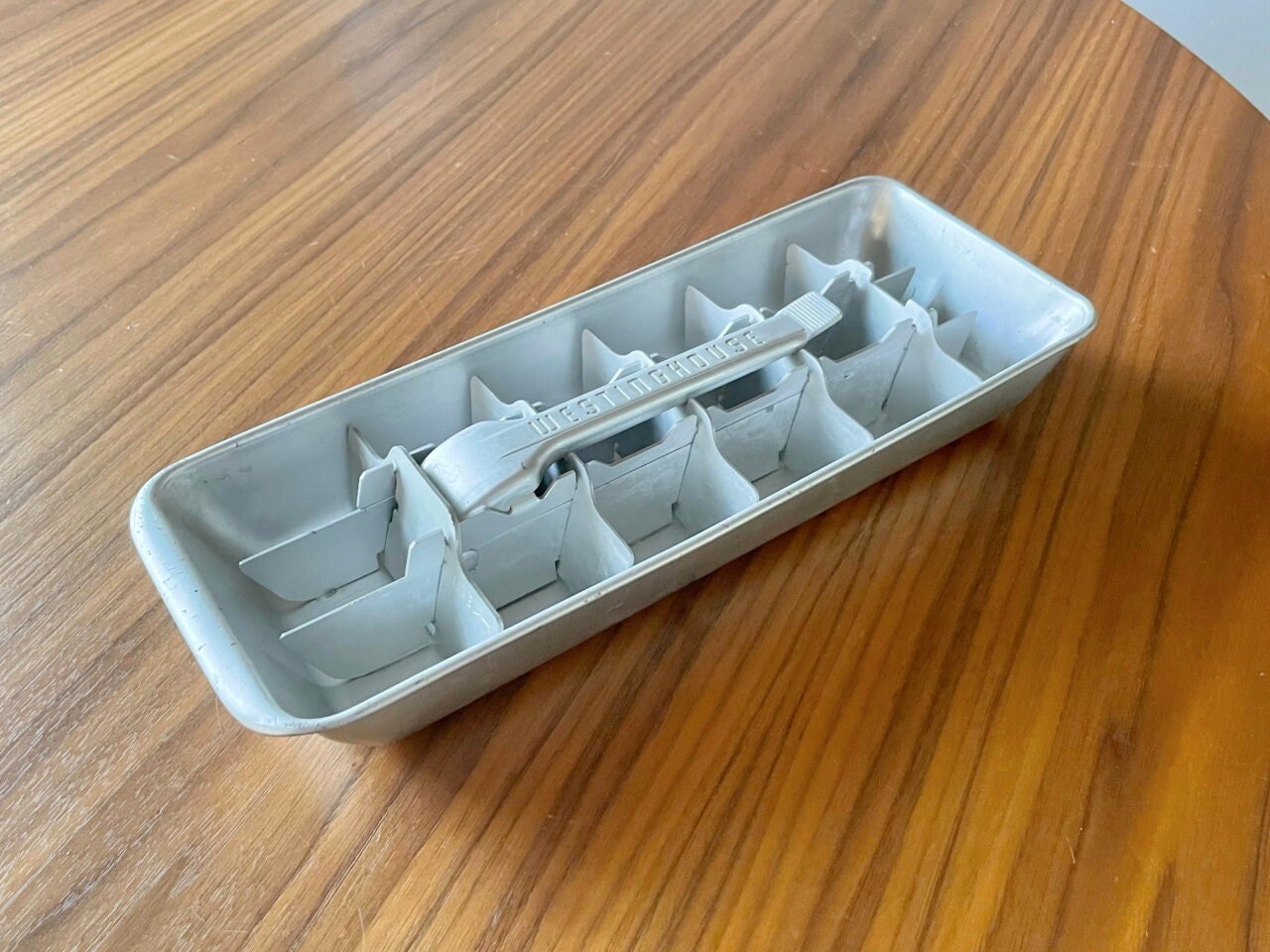 westinghouse fridge ice tray replacement