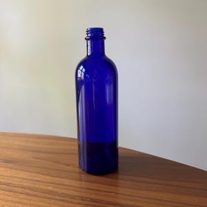 Vintage Cobalt Blue Bottle, Blue Decor, Cobalt Blue Vase, Vintage Bottle Vase, Table Centerpiece/Cobalt Home Decor, Cobalt Wedding