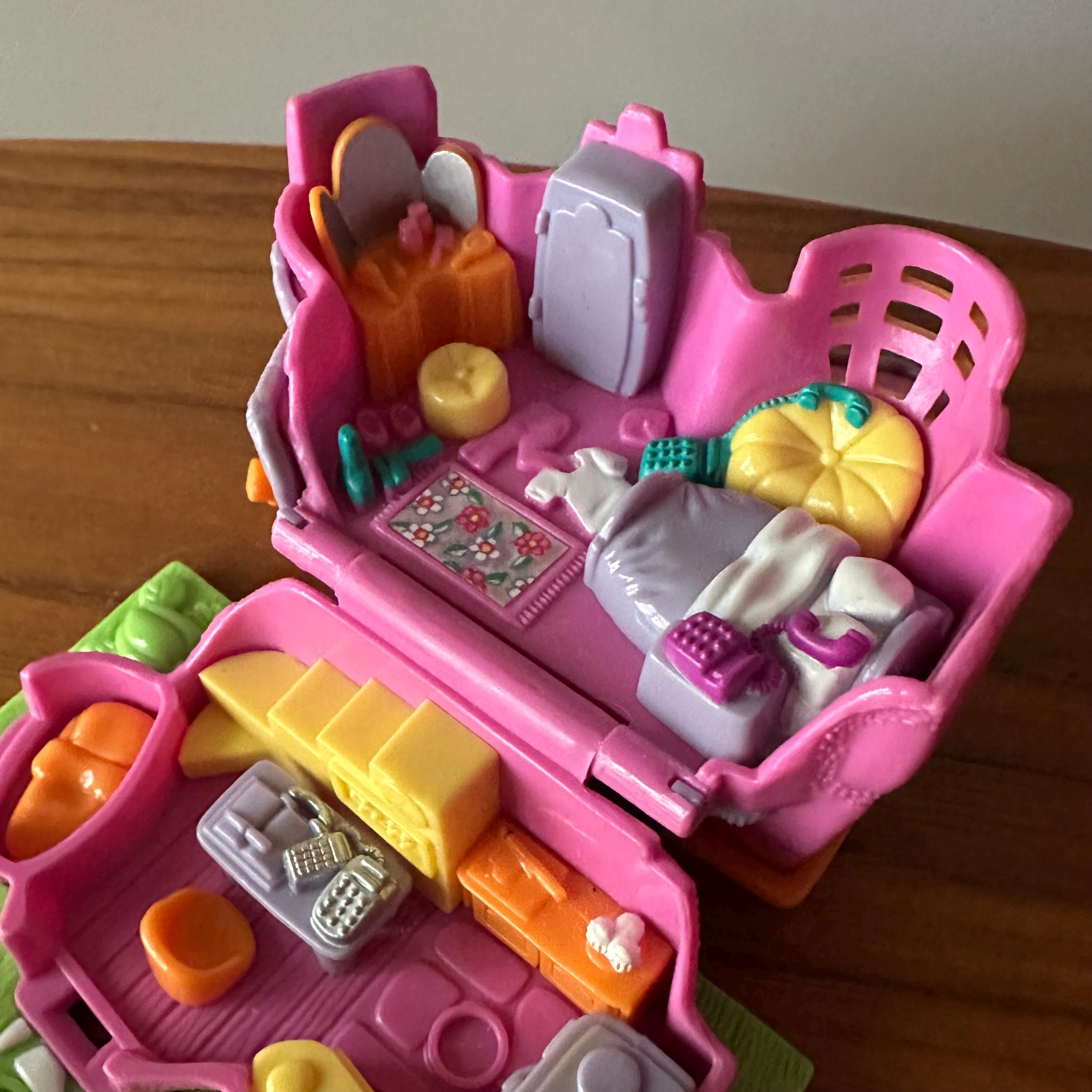 Vintage Polly Pocket Pollyville Tree House Playset Bluebird