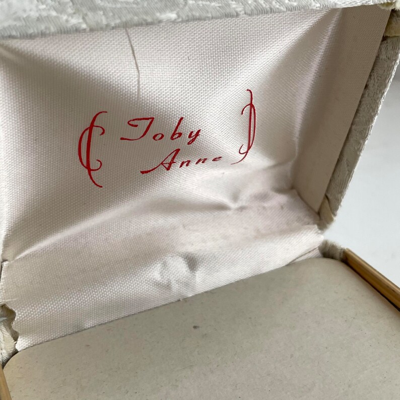 Vintage White Floral Print Toby Anne Jewelry Display or Gift Box ...