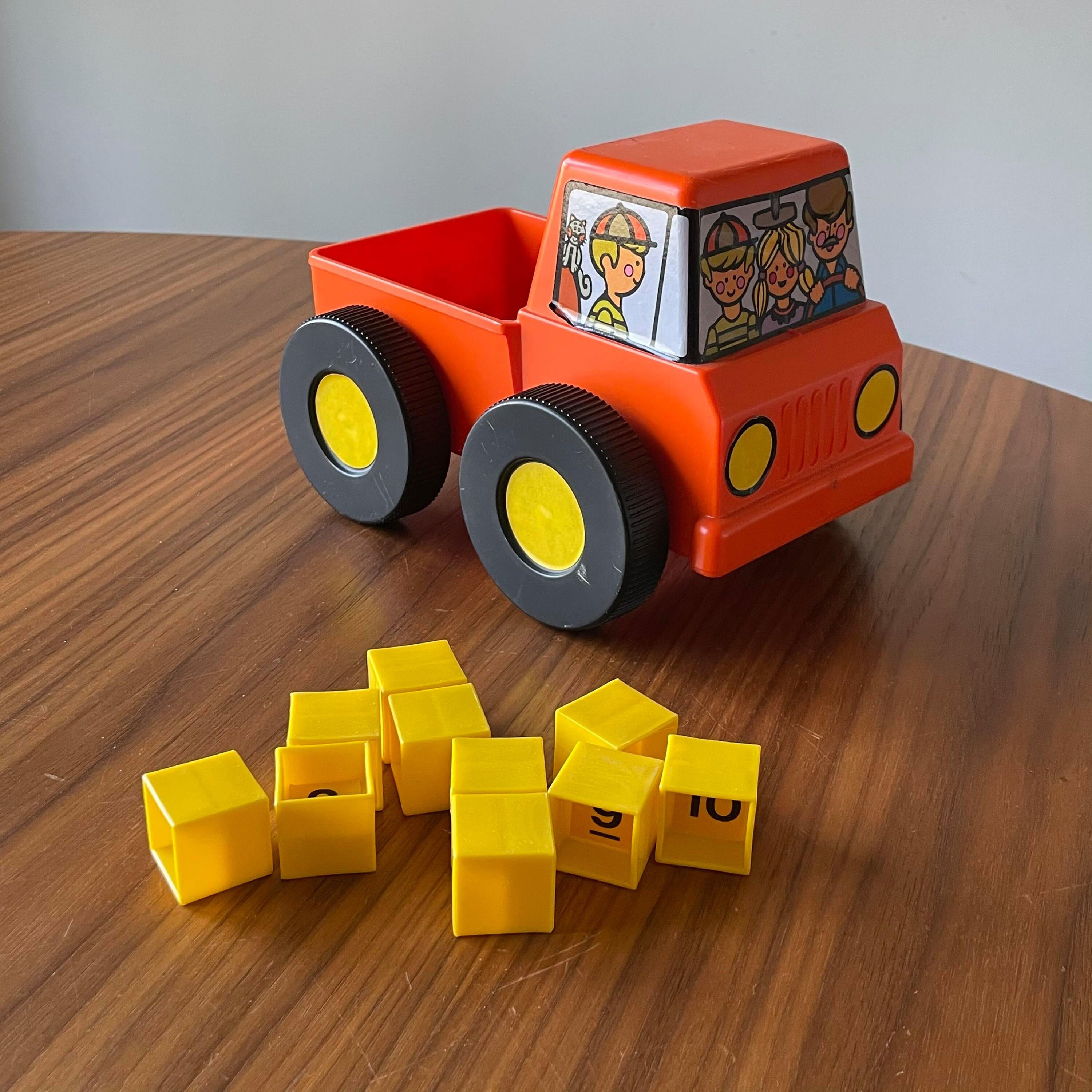 Vehicles Vintage Tupperware TupperToy Pick Em Up BLUE Truck Toy with