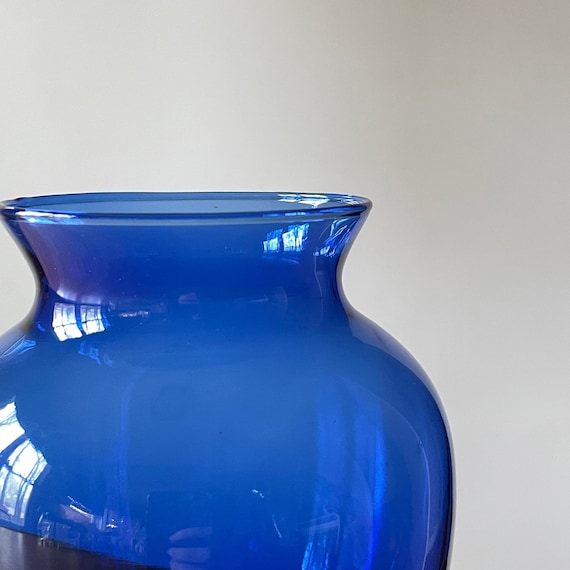 Vintage Cobalt Blue Vase, 6.25, Blue Decor, Bouquet Style Cobalt Blue Vase,  Tall Cobalt Flower Vase, Table Centerpiece/cobalt Home Decor - Etsy