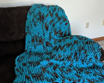 Chunky Knit Throw Blanket, Handmade Big Knit Blanket, Boho Style Large Knit Blanket Gift For Her, Hand Knit Cozy Chunky Throw Blanket