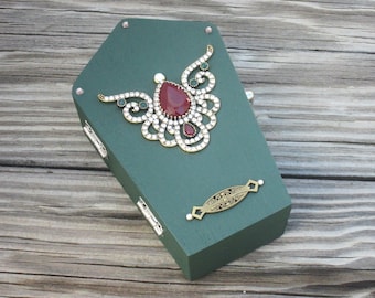 Ornamental Coffin style trinket / jewelry / engagement ring box in green and wine colors