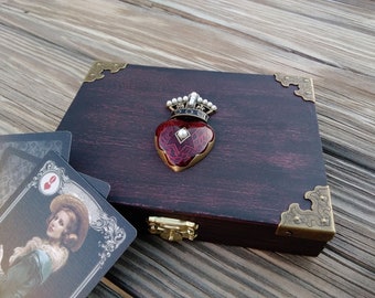 Queen of Hearts playing card / jewelry / trinket box