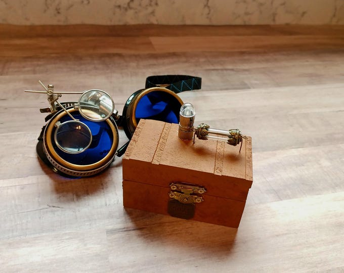 Light-up Industrial Steampunk trinket / jewelry box