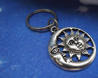 Brelok do kluczy Słońce i Księżyc - Sun & Moon UK - Człowiek w Księżycu - Niebiański brelok do kluczy - Srebrny wisiorek do torebki Słońce i Księżyc - Prezent dla miłośnika Księżyca - Twarz Księżyca